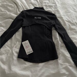 Brand new Lululemon Black Define Jacket size 4